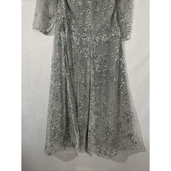 NWT $458 La Femme [ 10 ] 30002 Lace Beaded Short Midi A Line Dress Silver S2106 - Picture 13 of 13